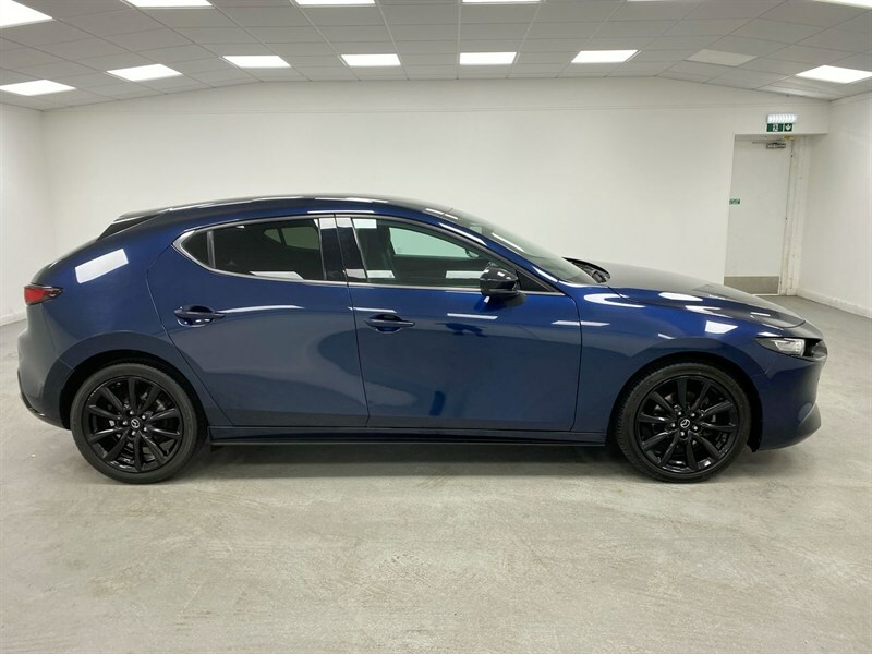 Mazda 3 2.5 E-skyactiv G Mhev 140 Homura Blue #5