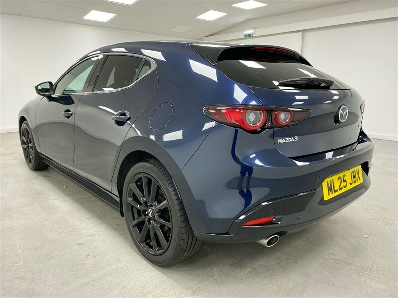 Mazda 3 2.5 E-skyactiv G Mhev 140 Homura Blue #3