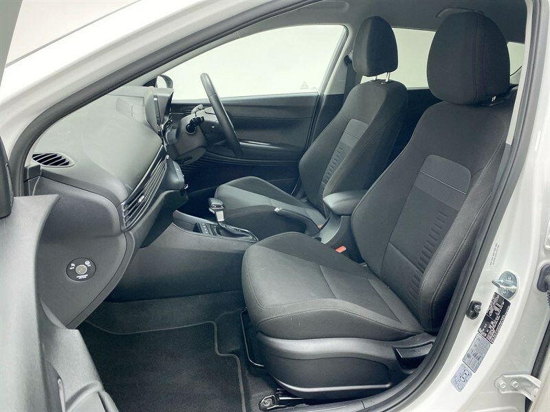 Hyundai Bayon Hat 1.0 T-gdi 100 Premium Dct Grey #51
