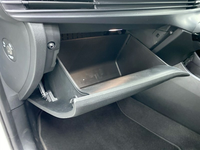 Hyundai Bayon Hat 1.0 T-gdi 100 Premium Dct Grey #52