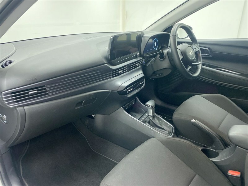 Hyundai Bayon 1.0 Tgdi 90 Tech Line Dct White #2