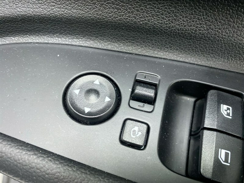 Hyundai Bayon Hat 1.0 T-gdi 100 Premium Dct Grey #34