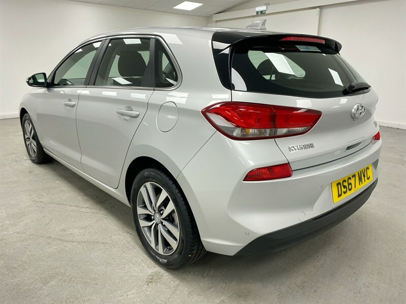 Hyundai I30 1.4T Gdi Se Nav Silver #3