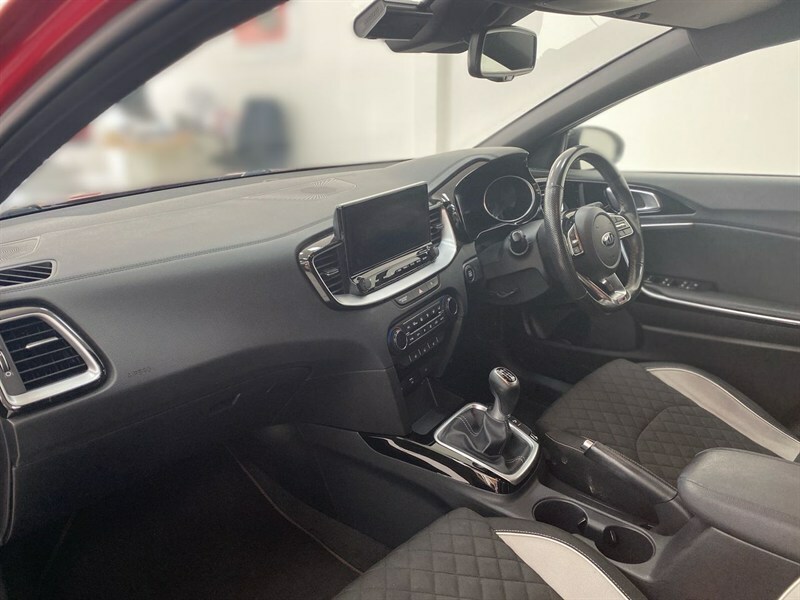 Kia Ceed 1.4T Gdi Isg Gt-line Red #2