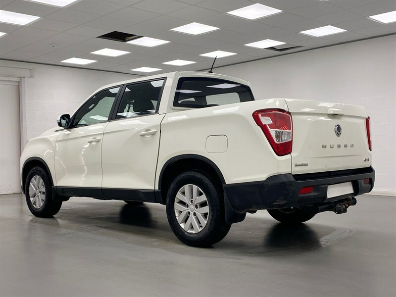 SsangYong Musso Double Cab Pick Up 202 Ex White #3