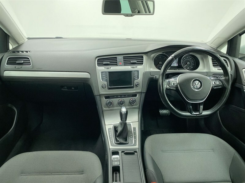 Volkswagen Golf 1.6 Tdi 110 Se Dsg White #4