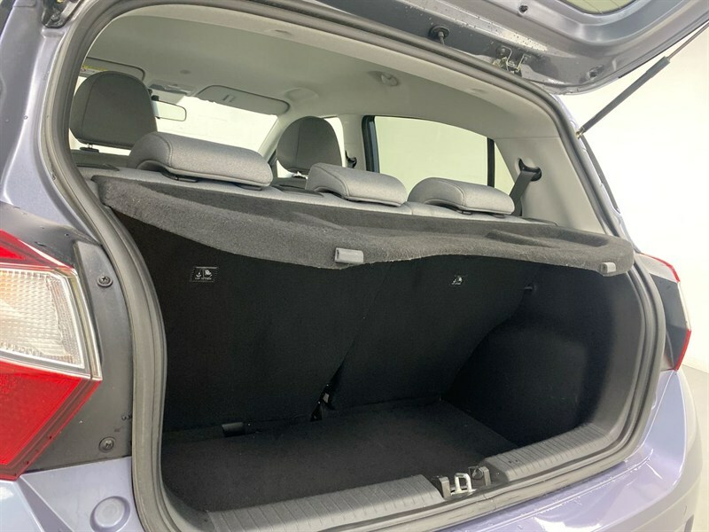 Hyundai I10 Hyundai I10 Se Connect Green #61