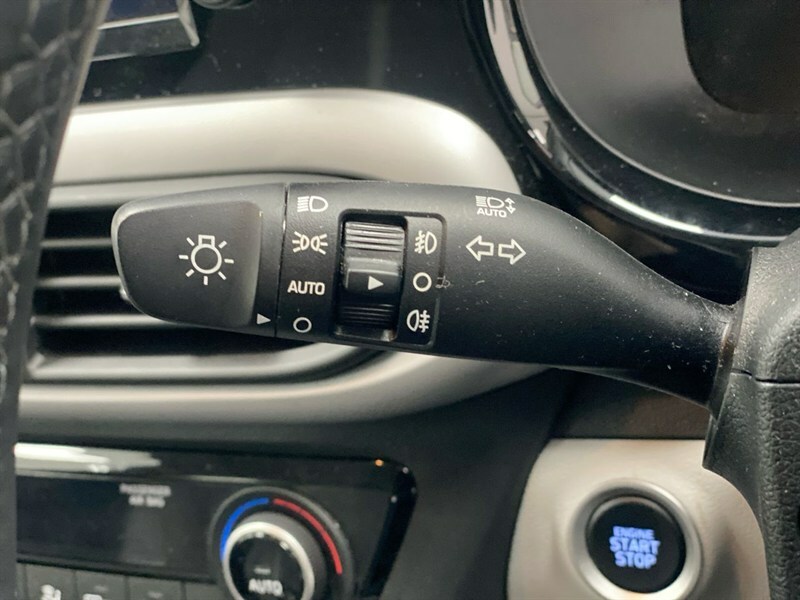 Hyundai I10 Hyundai I10 Se Connect Green #39