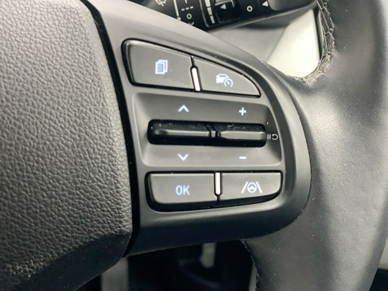Hyundai I10 Hyundai I10 Se Connect Green #41