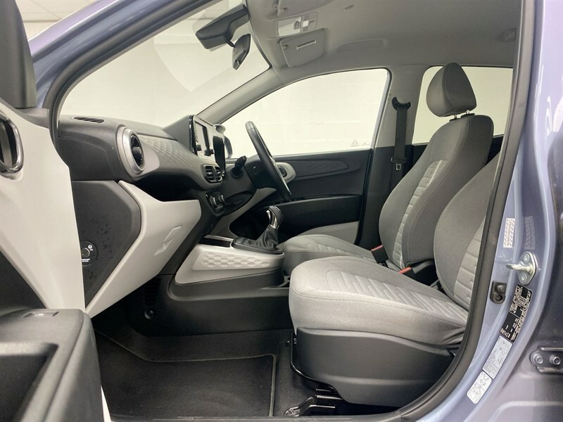 Hyundai I10 Hyundai I10 Se Connect Green #54