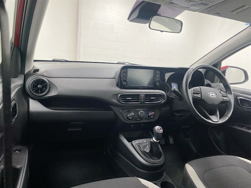 Hyundai I10 1.0 Mpi Se Connect Red #2