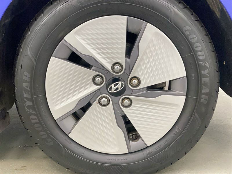 Hyundai Ioniq 73Kwh Ultimate Hatchback 217 Ps Black #21