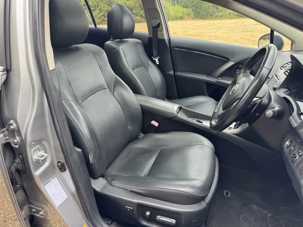 Toyota Avensis T Spirit Grey #4