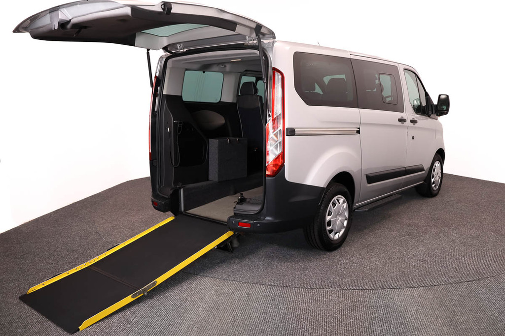 Ford Tourneo Custom 2.0 Tdci Zetec Silver #2