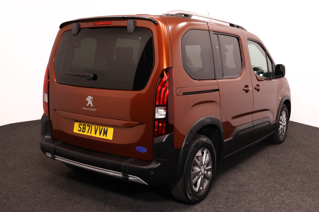 Peugeot Rifter 1.2 Puretech Allure Premium SB71VVM Brown #6