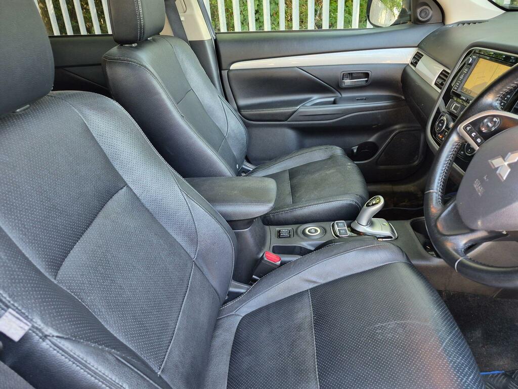 Mitsubishi Outlander 2.0H 12Kwh Gx3h Cvt 4Wd Euro 5 Ss Grey #11