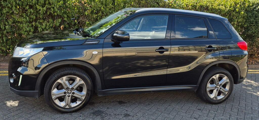 Suzuki Vitara Sz-t Black #3