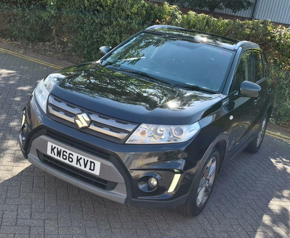 Suzuki Vitara Sz-t Black