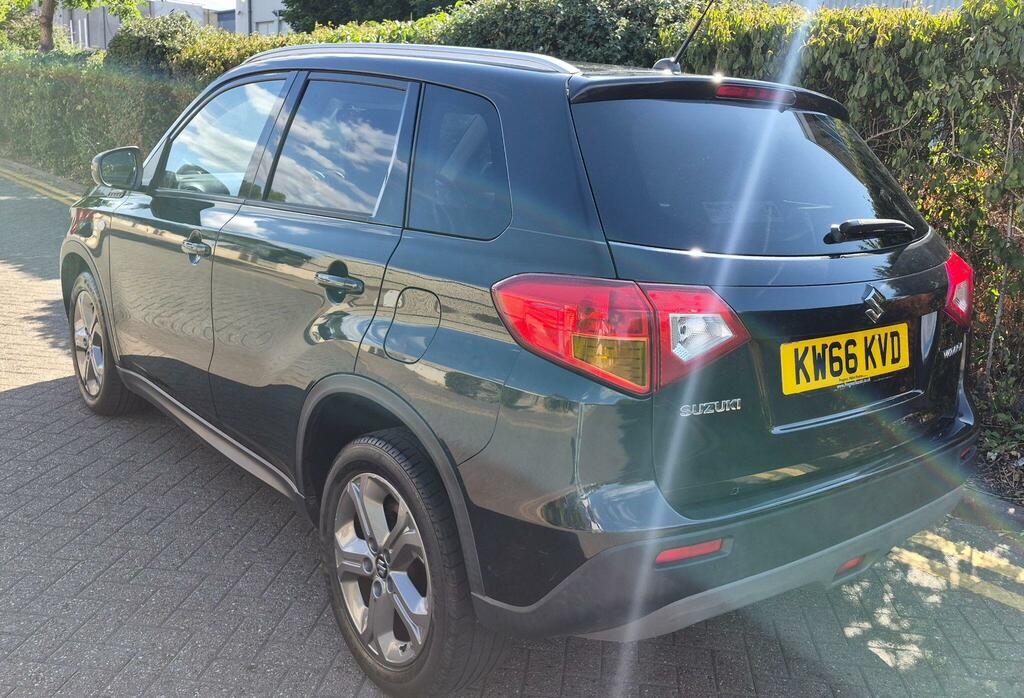 Suzuki Vitara Sz-t Black #6