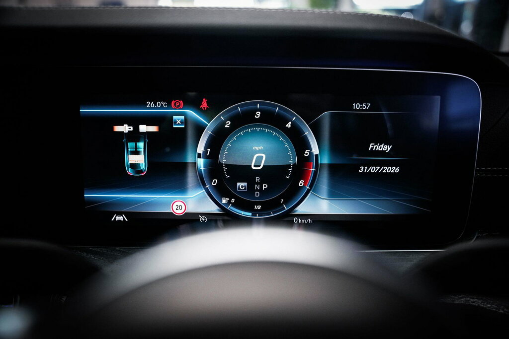 Mercedes-Benz CLS 2.0 Cls300d Amg Line Premium Plus Coupe Dies Grey #17