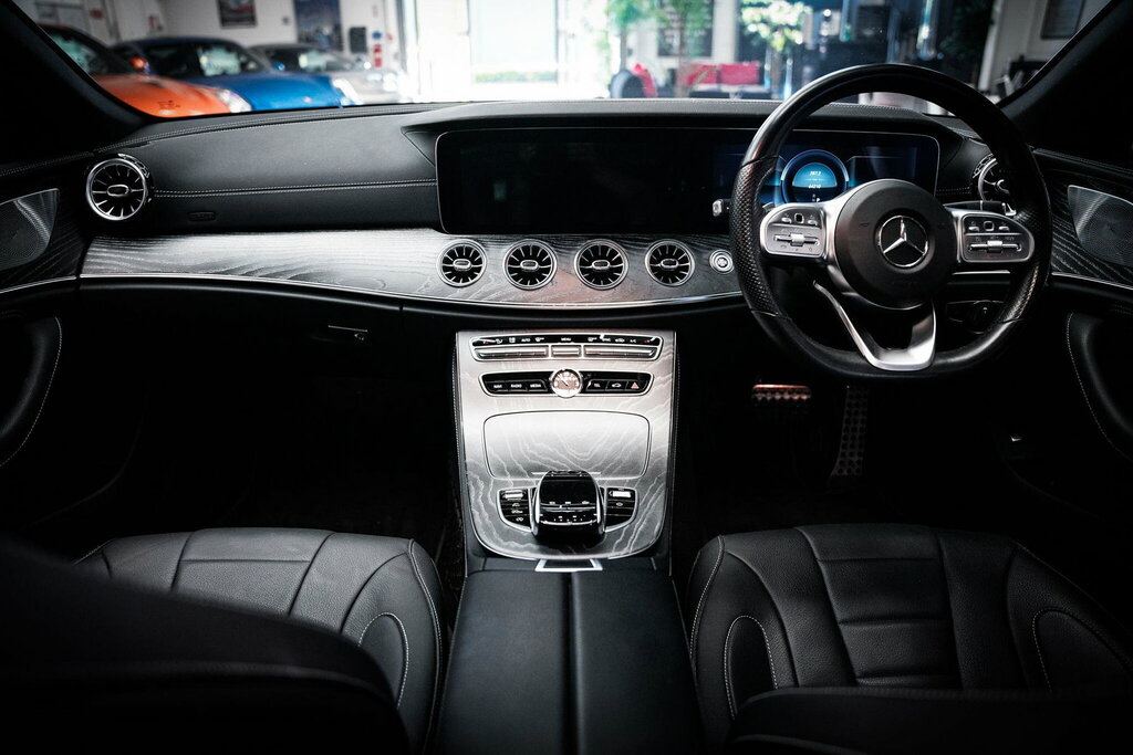 Mercedes-Benz CLS 2.0 Cls300d Amg Line Premium Plus Coupe Dies Grey #18