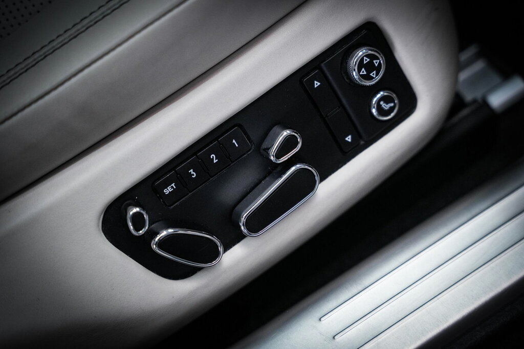 Bentley Flying Spur 4.0 V8 Saloon 4Wd Euro 6 507 Ps Silver #55