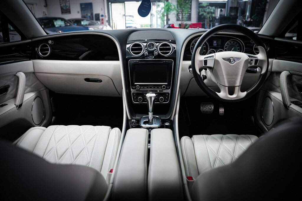 Bentley Flying Spur 4.0 V8 Saloon 4Wd Euro 6 507 Ps Silver #19