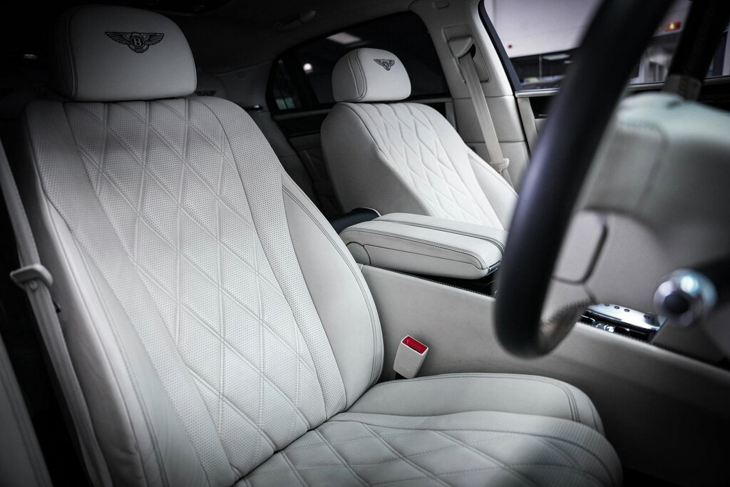 Bentley Flying Spur 4.0 V8 Saloon 4Wd Euro 6 507 Ps Silver #15