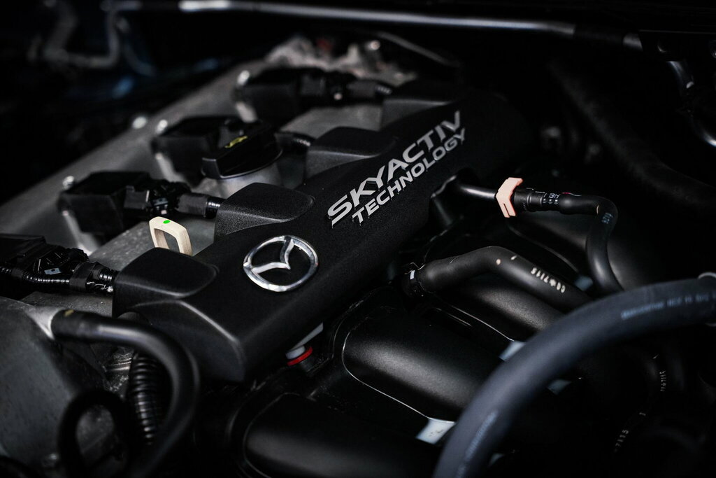 Mazda MX-5 RF 2.0 Skyactiv-g Sport Black Euro 6 BV68OXM Blue #5