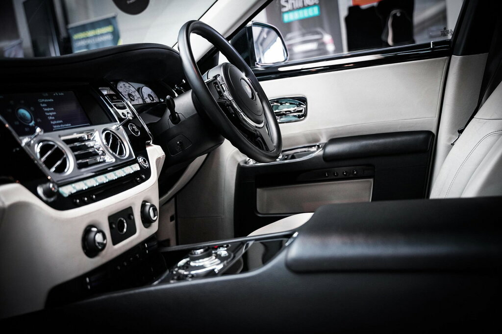 Rolls-Royce Ghost 6.6 V12 Saloon Euro 5 563 Bhp HX62CHH #2