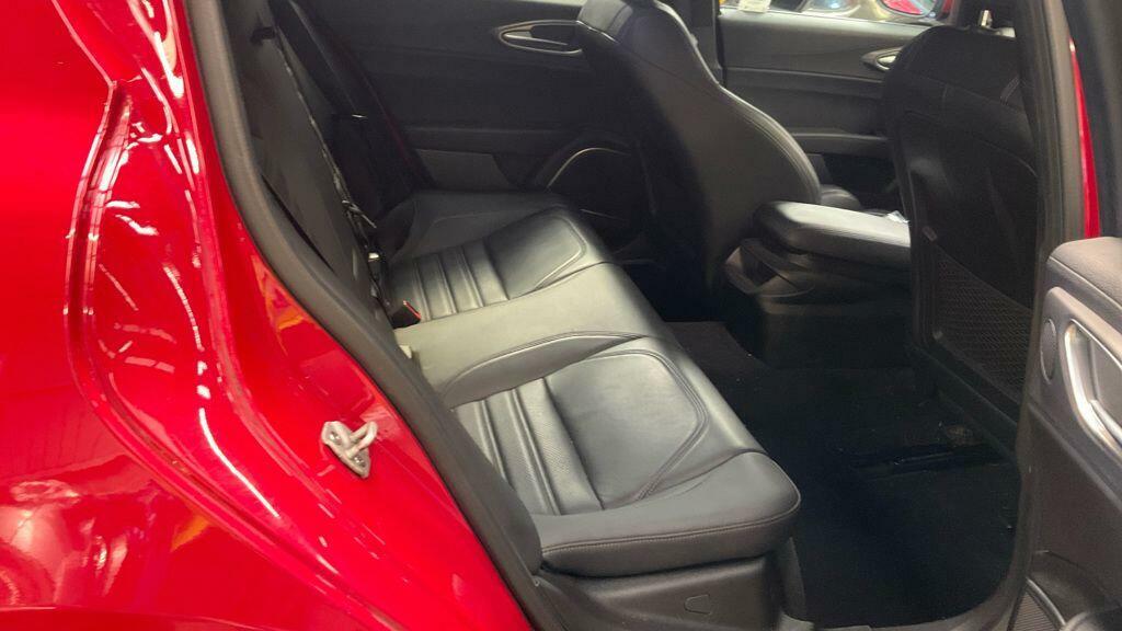Alfa Romeo Giulia 2.0T Veloce Euro 6 Ss Red #10