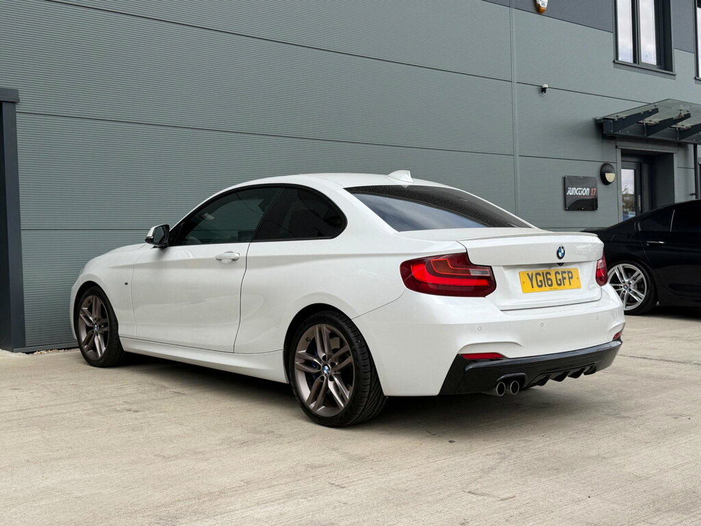BMW 2 Series 2.0 220D M Sport Euro 6 Ss White #2