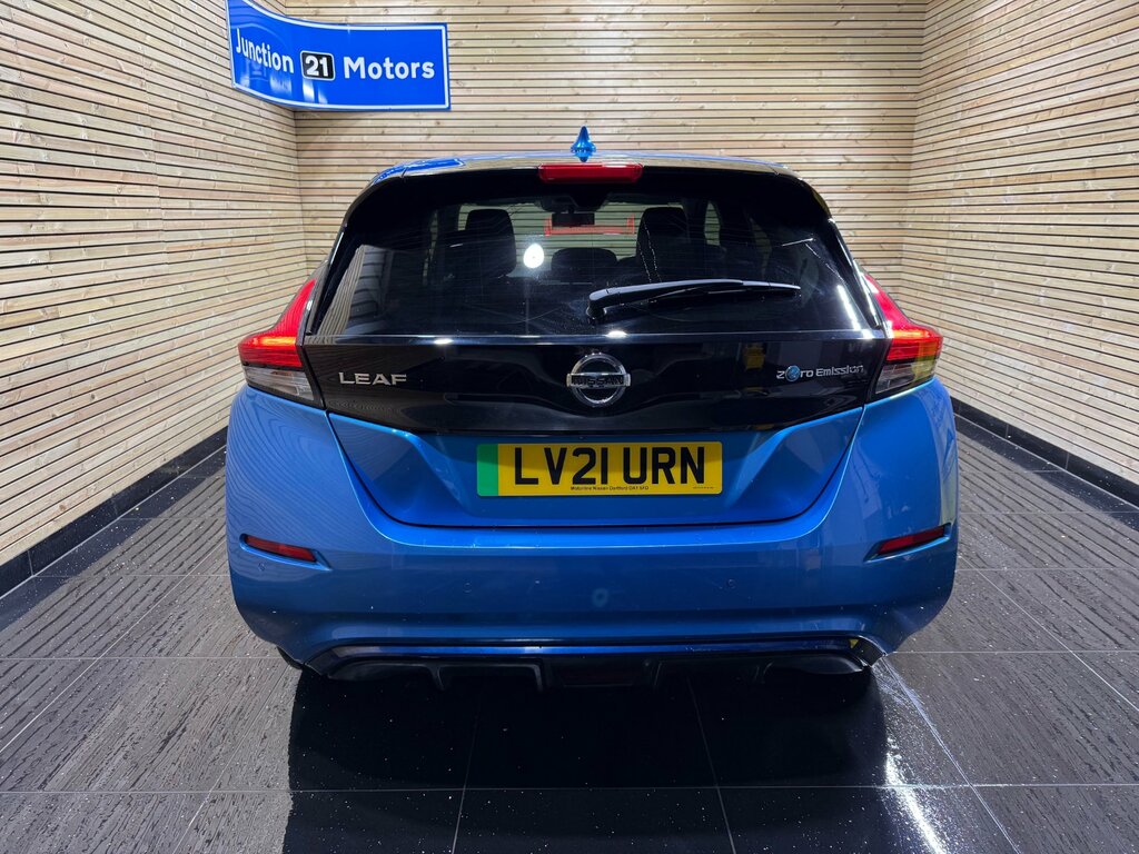 Nissan Leaf 62Kwh E Tekna Hatchback 217 Ps Blue #3