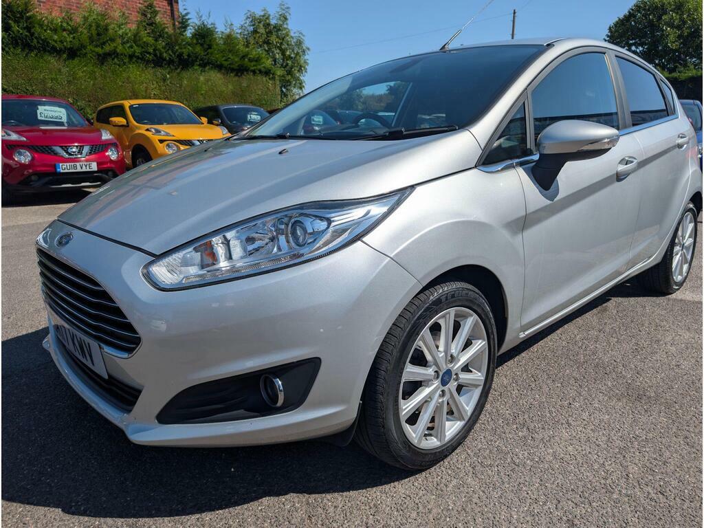 Ford Fiesta 1.5 Tdci Titanium Euro 6 Silver