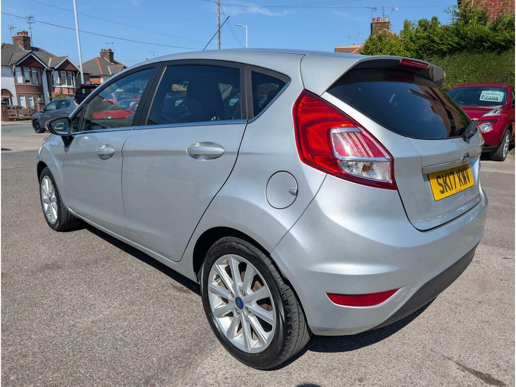 Ford Fiesta 1.5 Tdci Titanium Euro 6 Silver #4