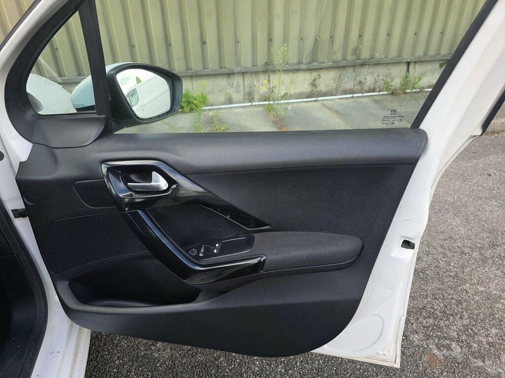 Peugeot 208 1.2 Puretech Active Euro 6 Blue #24