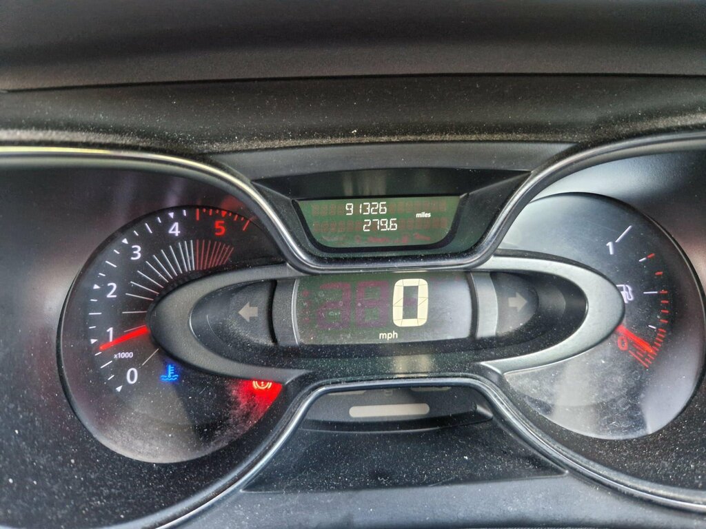 Renault Captur 0.9 Tce Energy Signature Nav Suv Red #31