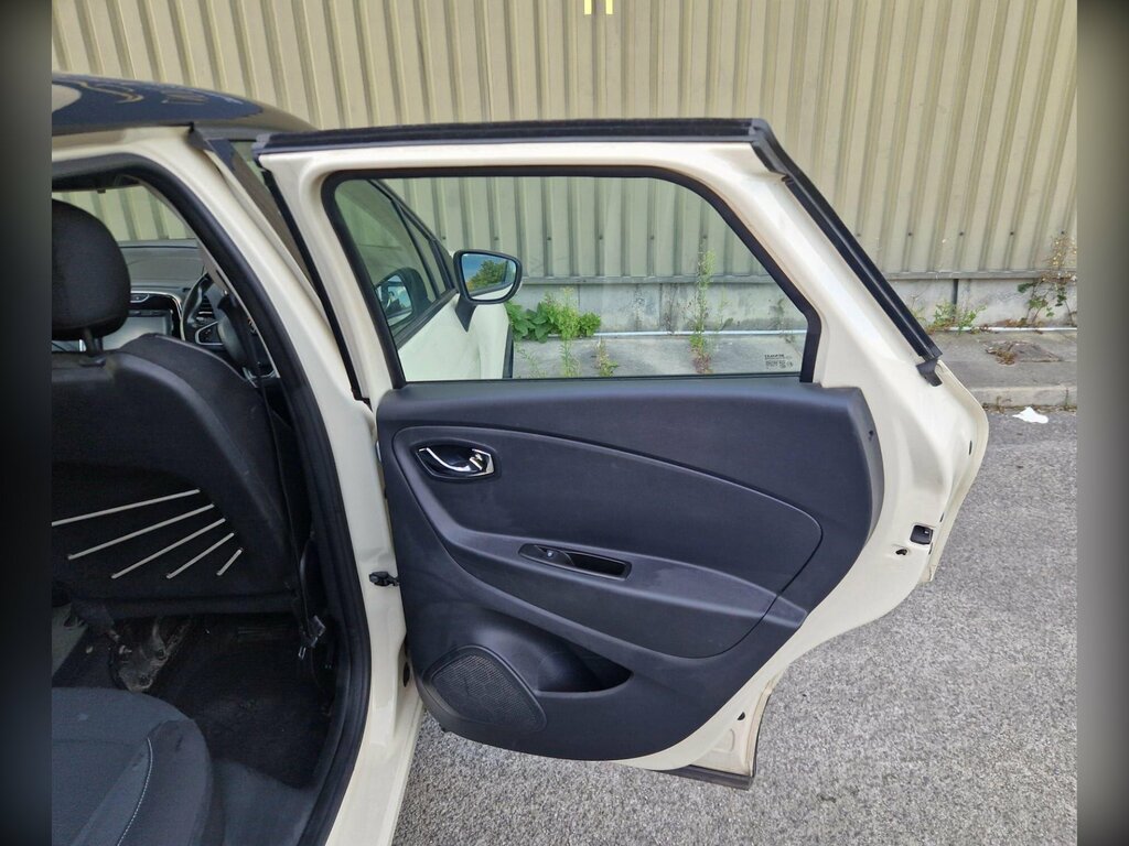 Renault Captur 0.9 Tce Energy Signature Nav Suv Red #17