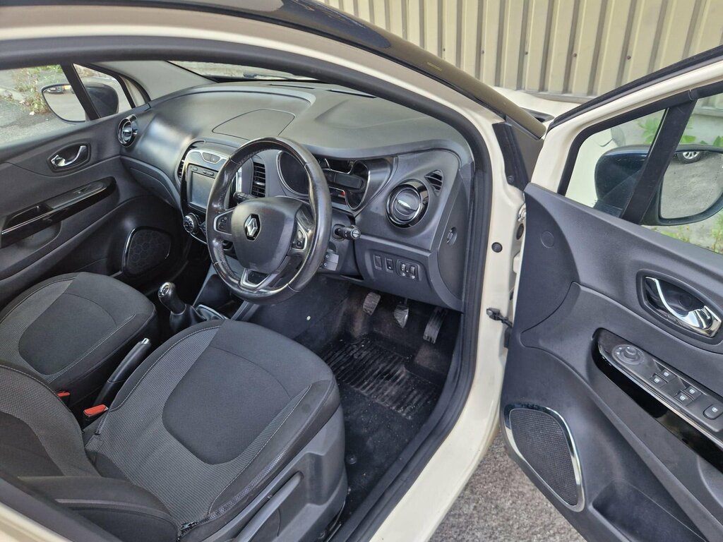 Renault Captur 0.9 Tce Energy Signature Nav Suv Red #27