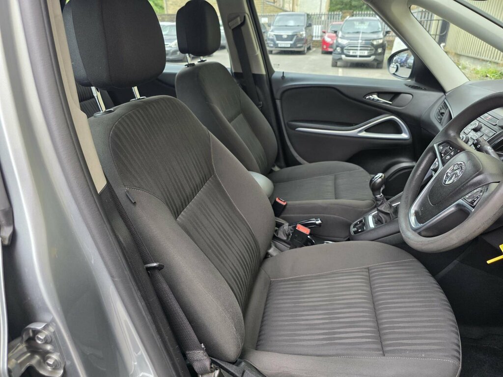Vauxhall Zafira Tourer Tourer 2.0 Cdti Se Euro 5 Grey #30