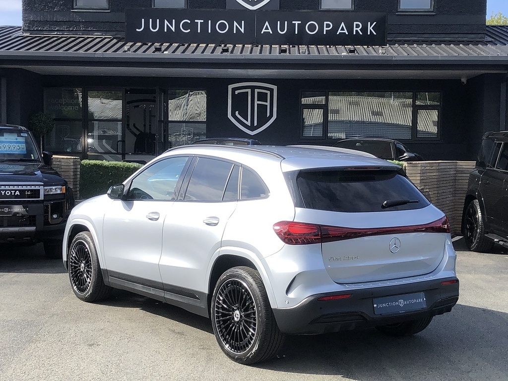 Mercedes-Benz EQA Eqa 250 Urban Edition Silver #3