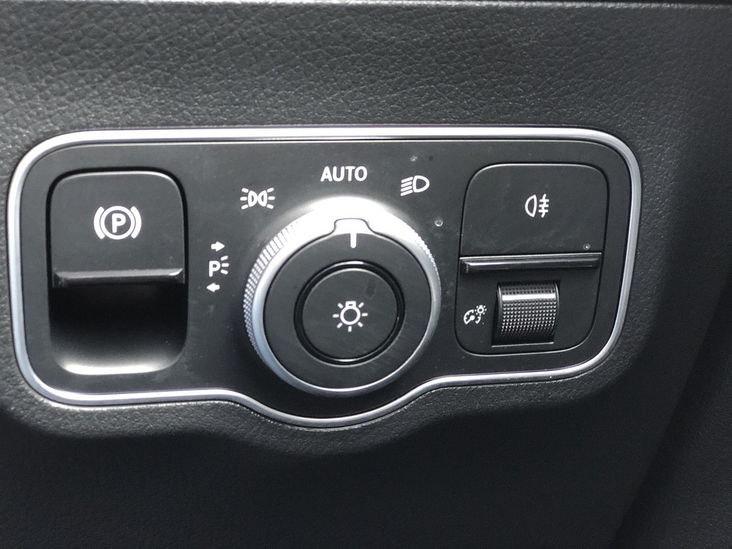 Mercedes-Benz EQA 250 140Kw Urban Edition 70.5Kwh Grey #63