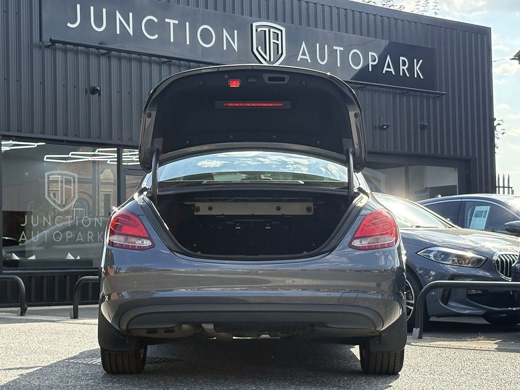 Mercedes-Benz C Class Saloon 2.1 C220 Bluetec Amg Line G-tronic Euro 6 Black #43
