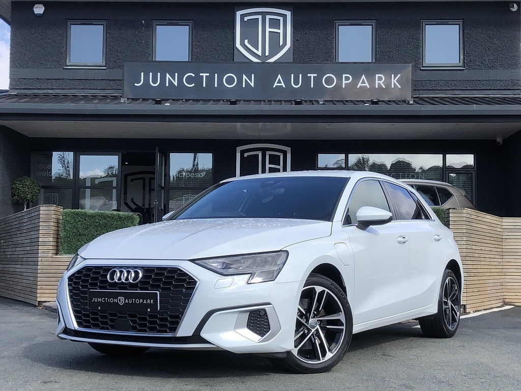 Audi A3 Tfsie Sport ND71XXJ White #2