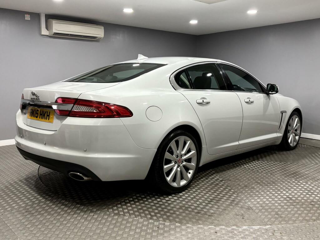 Jaguar XF 2.2D Portfolio Euro 5 Ss RK15HKH White #3