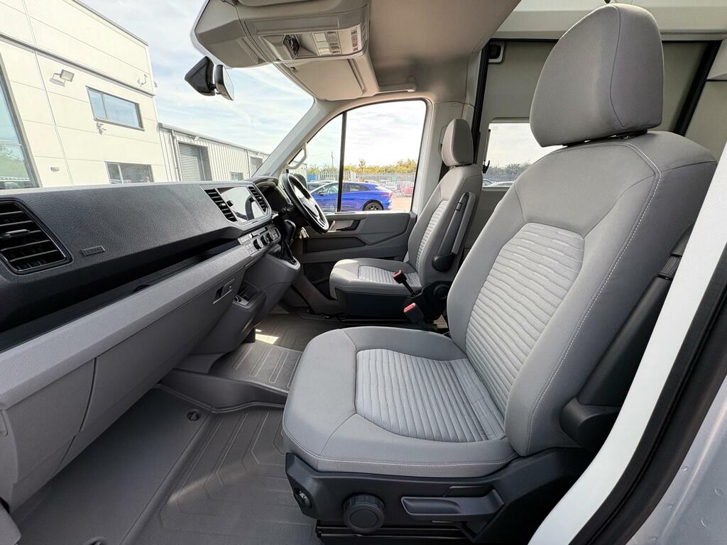 Volkswagen Grand California Mpv Grey #14
