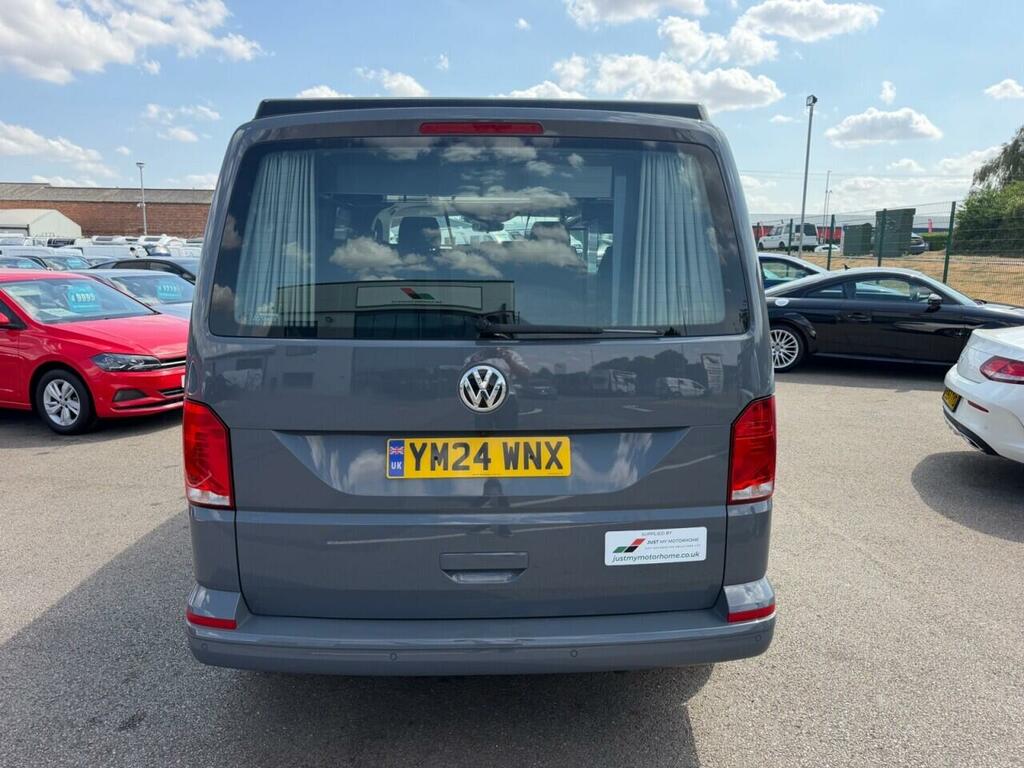 Volkswagen Transporter 2.0 Tdi 150 Highline Van Dsg White #10