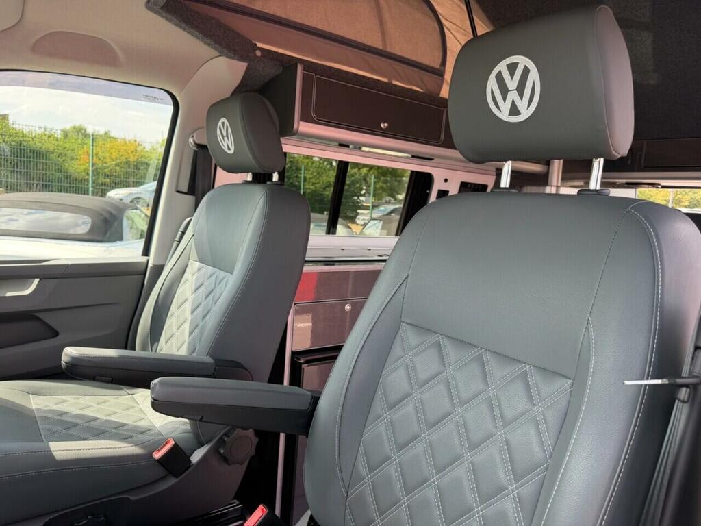 Volkswagen Transporter 2.0 Tdi 150 Highline Van Dsg White #22