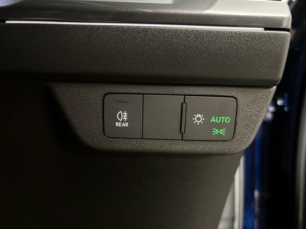 Audi Q4 E Tron Estate 125Kw 35 55.52Kwh Sport Blue #36