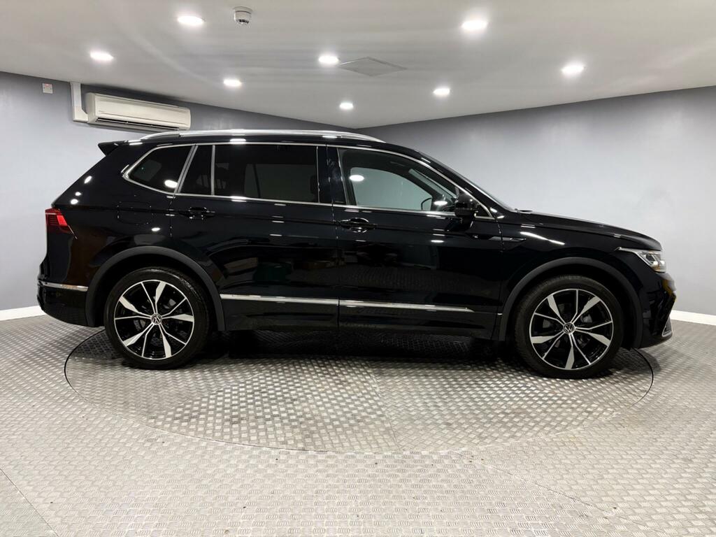 Volkswagen Tiguan Allspace 1.5 Tsi R-line Dsg Euro 6 Ss FV74OHY Black #2